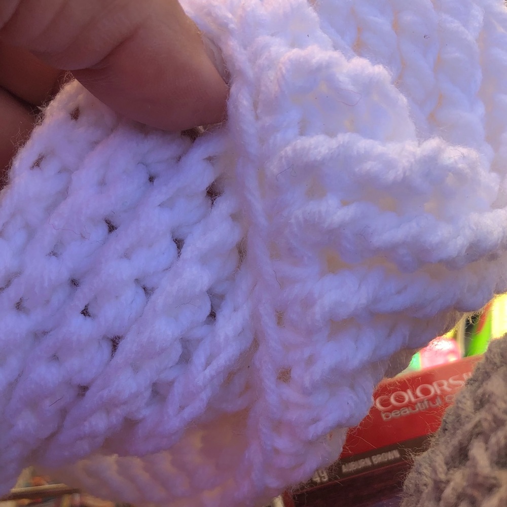 Knitted hat - Picture 3 of 4